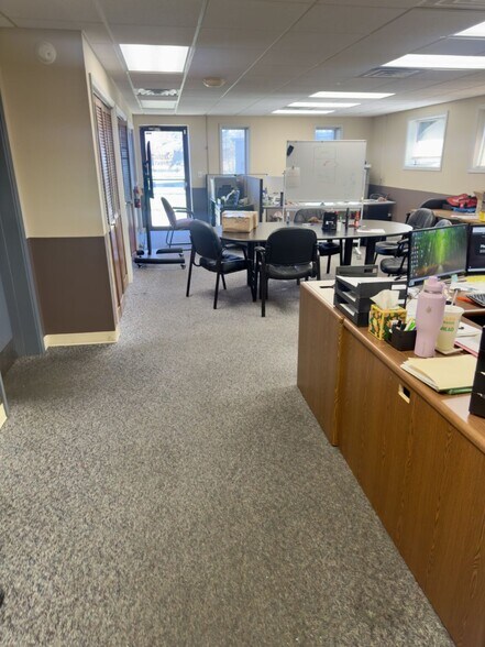 More Photos Of 4200 Legion Dr, Mason Warehouse For Lease