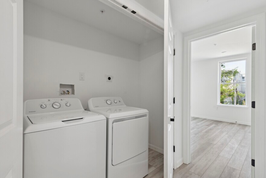 More Photos Of 890 N 42nd St, Philadelphia Multifamily For Sale