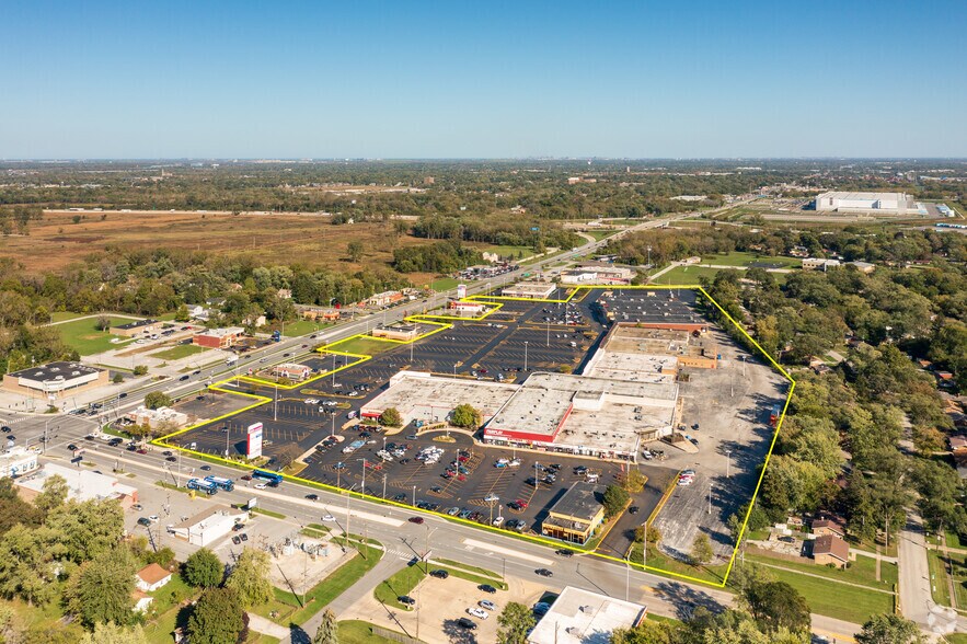 More Photos Of 2935-3069 159th St, Markham Unknown For Lease