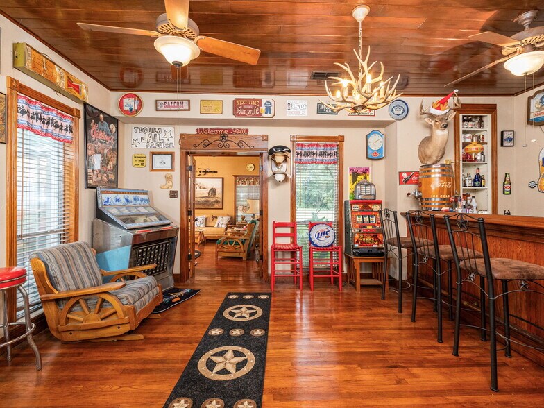 More Photos Of 1065 Pr 7041, Elgin Specialty For Sale