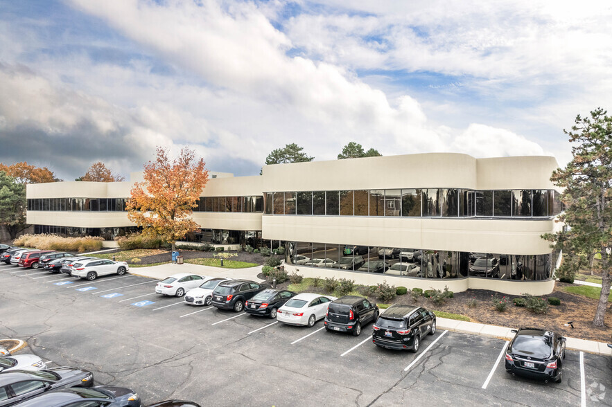 Primary Photo Of 355 E Campus View Blvd, Columbus Office For Lease