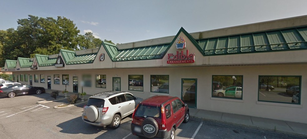 More Photos Of 10 IBM Rd, Poughkeepsie Storefront For Lease