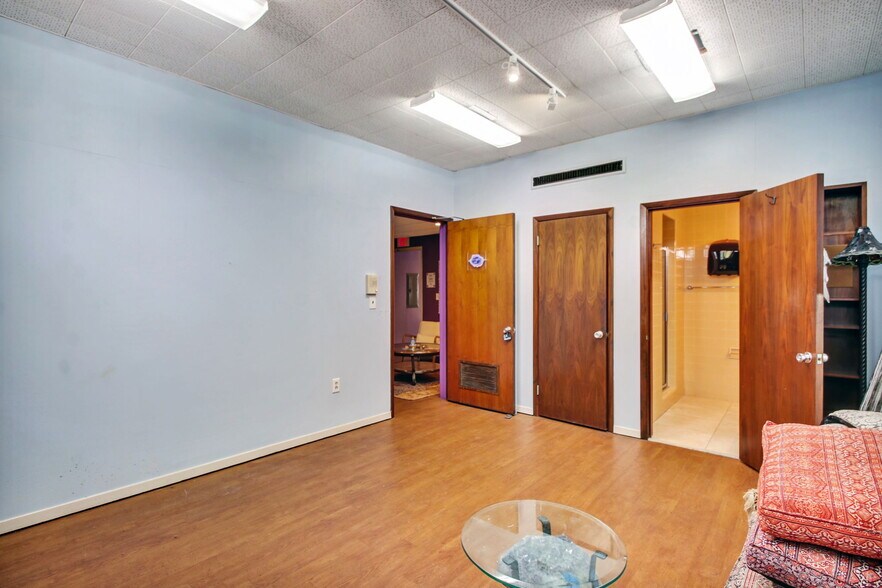 More Photos Of 1503 Oak St, Jacksonville Medical For Sale