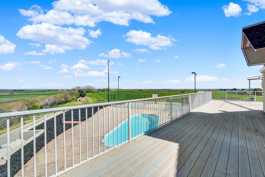 More Photos Of 8560 Holmes Ln, Winters Specialty For Sale