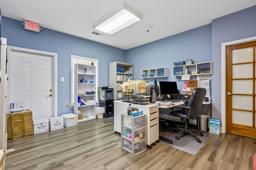 More Photos Of 4225 S Lee St, Buford Freestanding For Sale