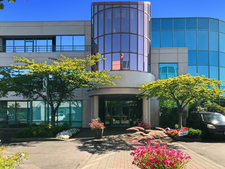 More Photos Of 13353 Commerce Pky, Richmond Coworking Space