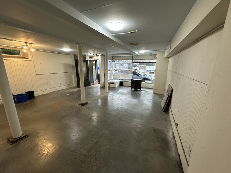 More Photos Of 88 Boylston St, Brookline Storefront Retail Residential For Lease