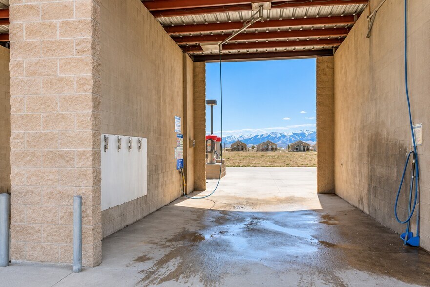 More Photos Of 104 Main St, Silver Cliff Carwash For Sale