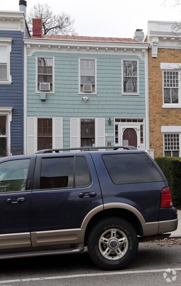 More Photos Of 1804 T St NW, Washington Office For Lease