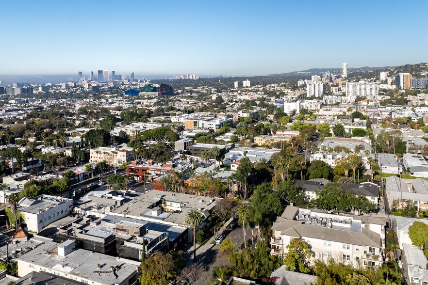 More Photos Of 8130 Norton Ave, West Hollywood Apartments For Sale