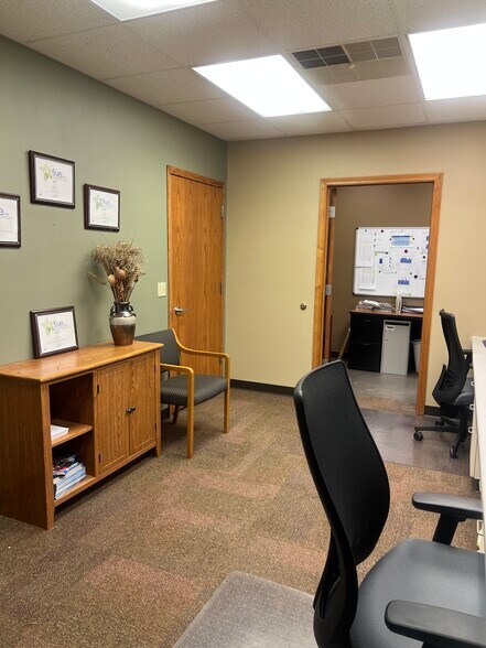 More Photos Of 103 S 3rd Ave, Edgar Medical For Sale