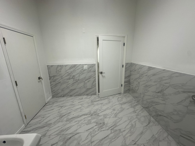 More Photos Of 226 New Brunswick Ave, Perth Amboy Apartments For Lease