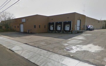 More Photos Of 4837 W Woolworth Ave, Milwaukee Warehouse For Lease
