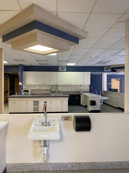 More Photos Of 3865 Medical Park Dr, Austell Medical For Sale