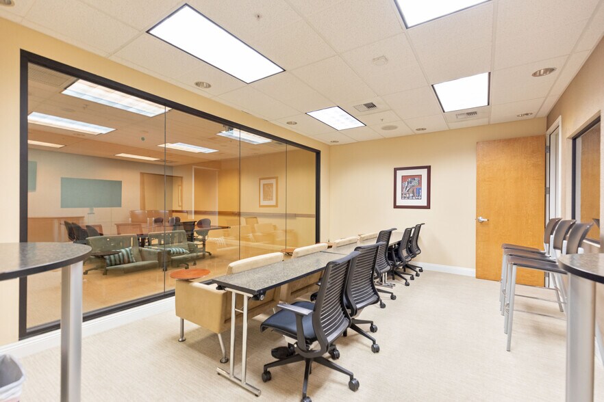 More Photos Of 1226 H St, Sacramento Office For Sale