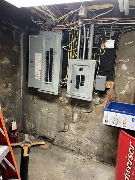 More Photos Of 300 Carew St, Chicopee Restaurant For Sale