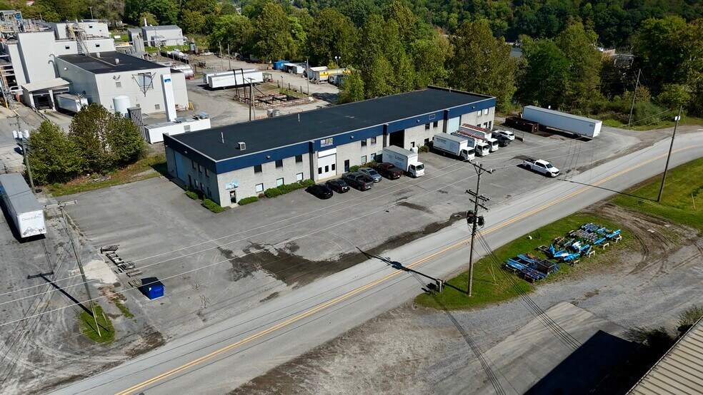 More Photos Of 1900 Morgantown Industrial Park Rd, Morgantown Warehouse For Sale
