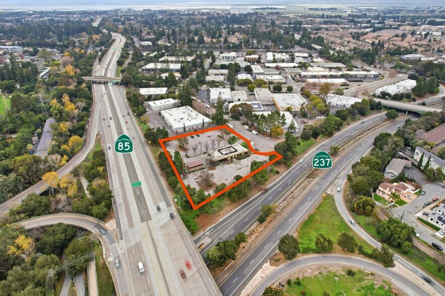 Primary Photo Of 360 Pioneer Way, Mountain View Land For Lease