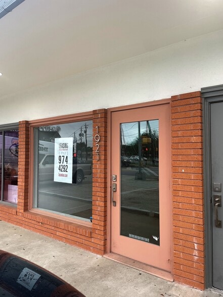 More Photos Of 736-742 E 20th St, Houston Unknown For Lease