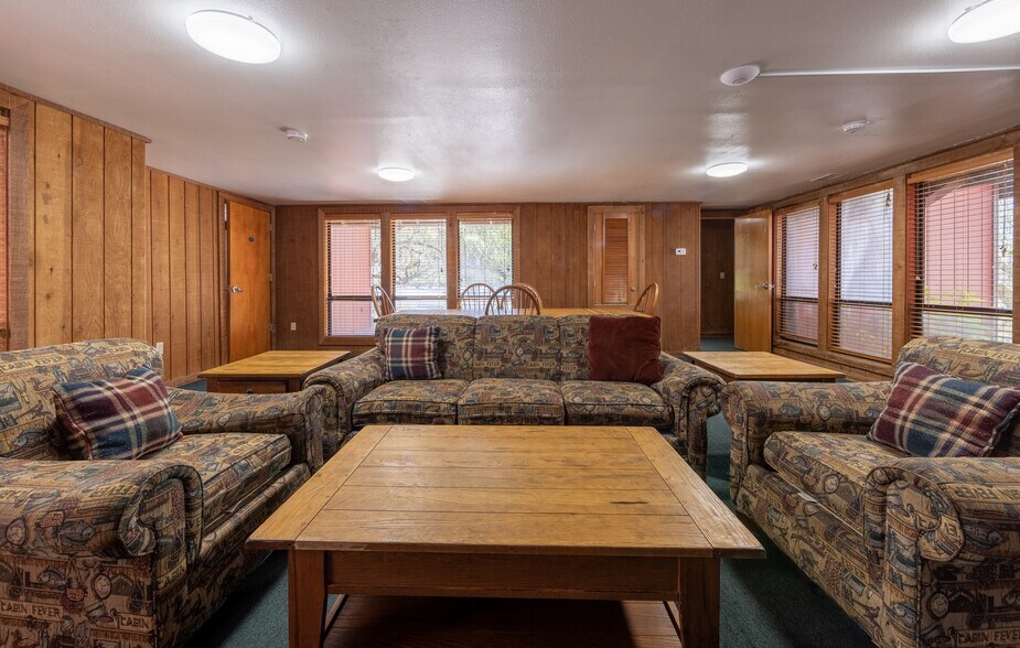 More Photos Of 5000 Firetower Rd, Haines City Lodge Meeting Hall For Sale