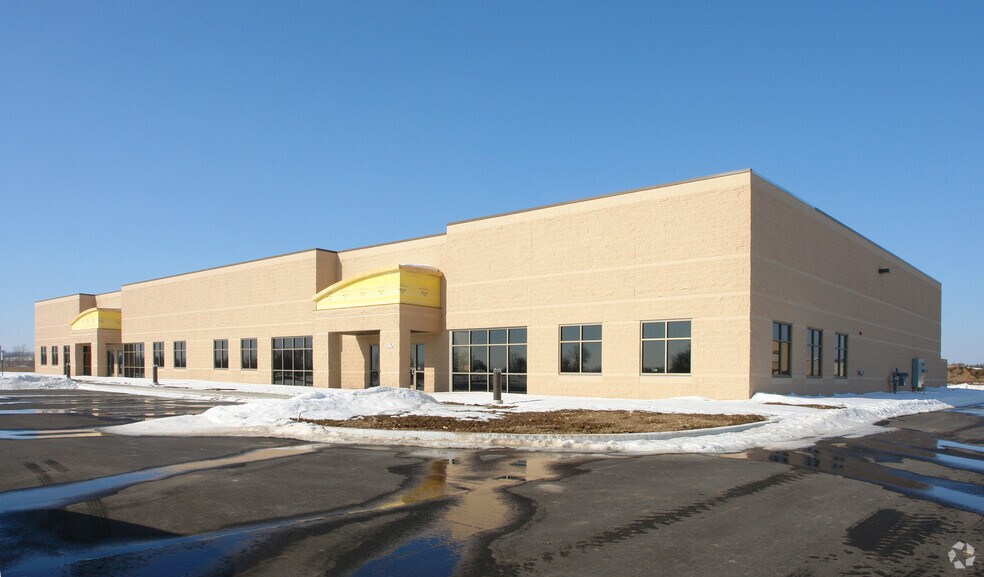 More Photos Of N173W21010 Northwest Passage Way, Jackson Warehouse For Lease