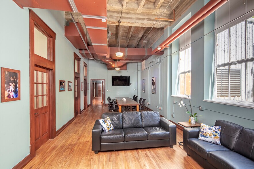 More Photos Of 3908 Avenue B, Austin Office For Lease