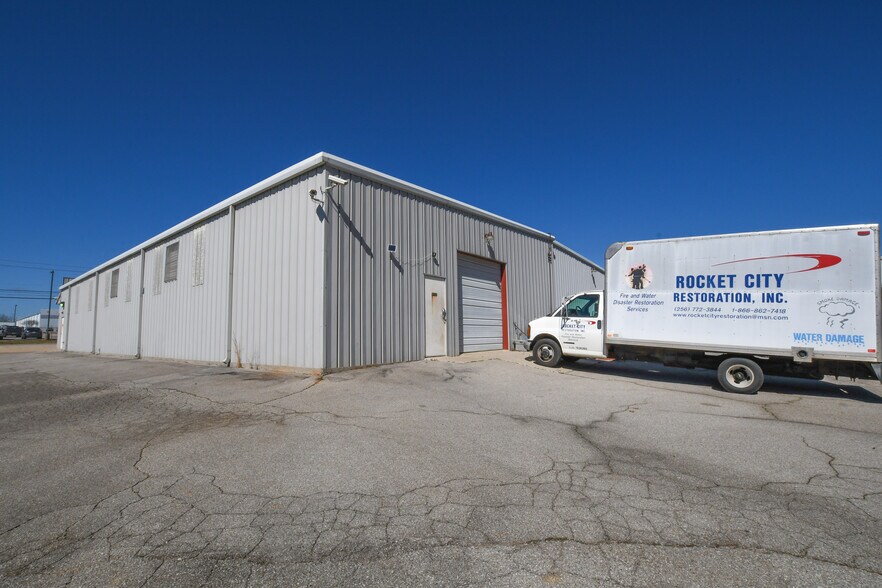 More Photos Of 156 Jetplex Ln, Madison Light Manufacturing For Sale