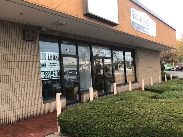 More Photos Of 154 Faunce Corner Rd, North Dartmouth Storefront Retail Office For Lease