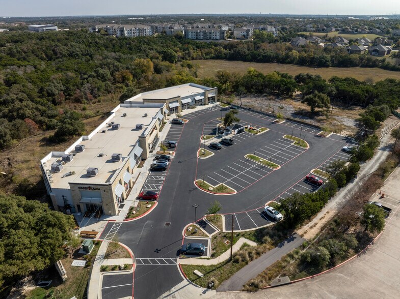 More Photos Of 2200 E Whitestone Blvd, Cedar Park Storefront Retail Office For Lease