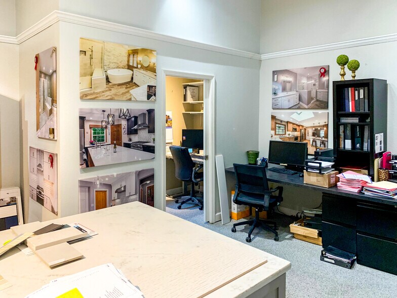 More Photos Of 3636 S 108th St, Milwaukee Freestanding For Sale