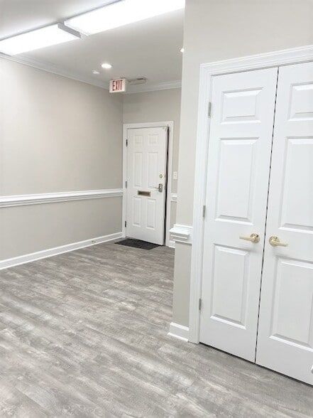 More Photos Of 8404 Six Forks Rd, Raleigh Office For Lease