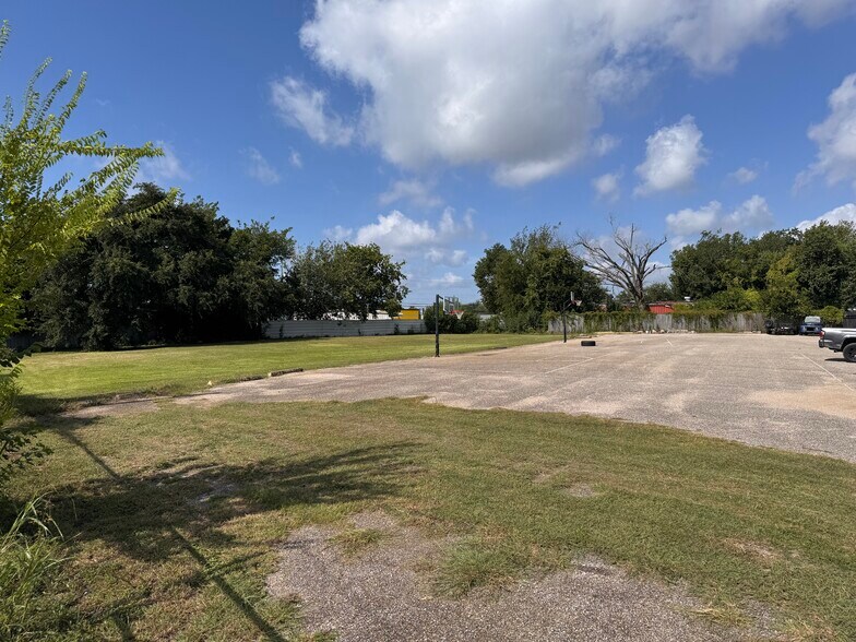 More Photos Of , Houston Unknown For Sale