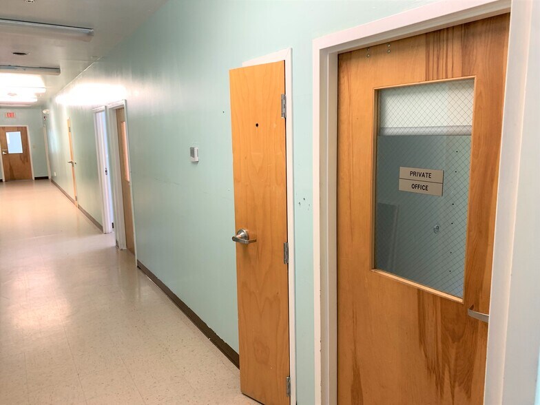 More Photos Of 81 Quicks Mill Rd, Verona Schools For Sale