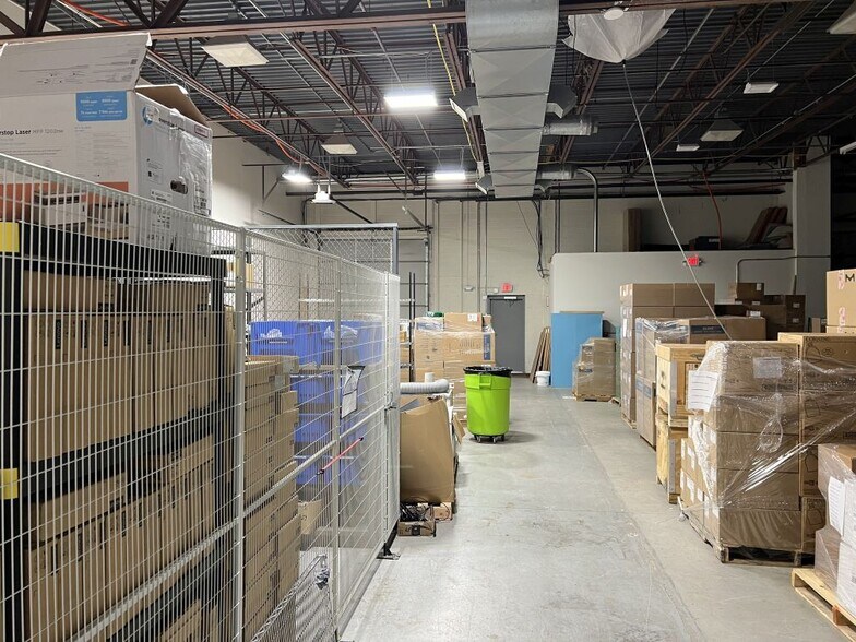 More Photos Of 34 E Industrial Rd, Branford Light Manufacturing For Lease