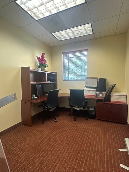 More Photos Of 1675 Market St, Weston Unknown For Lease