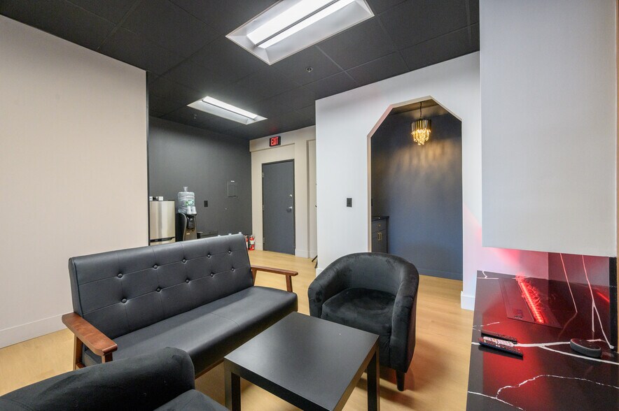 More Photos Of 17-10 River Rd, Fair Lawn Office For Sale