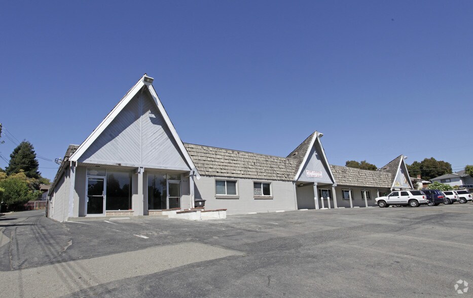More Photos Of 4270-4286 Seven Hills Rd, Castro Valley Storefront For Lease