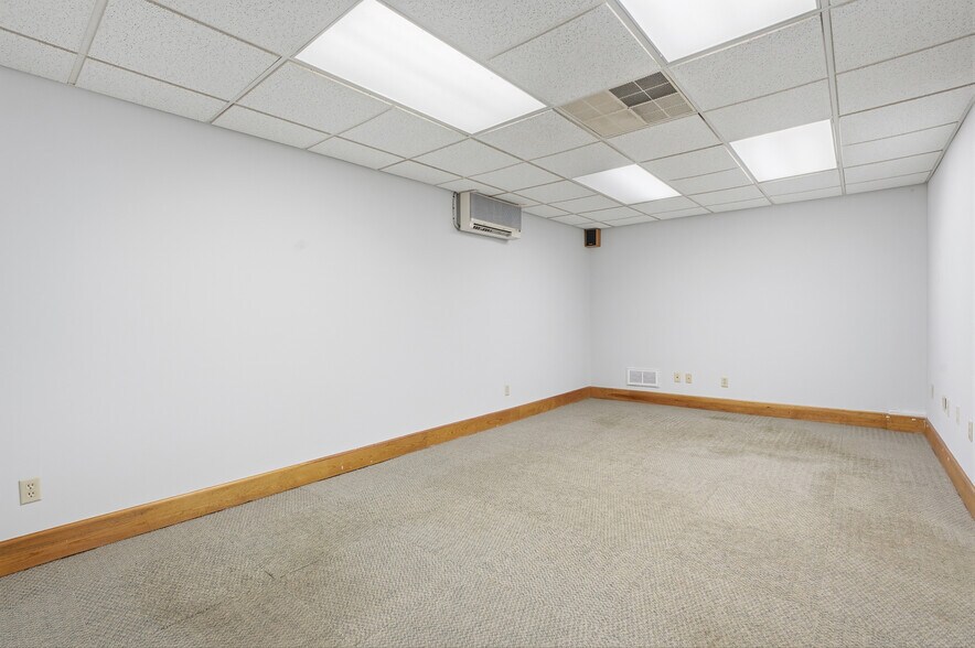 More Photos Of 105 High St, Dublin Flex For Sale