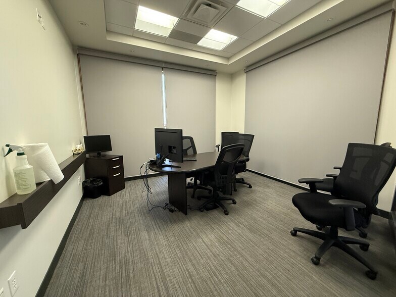 More Photos Of 518 Laura Av, Red Deer County Office For Sale