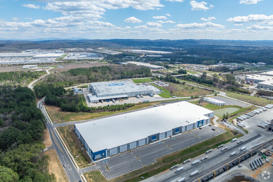 More Photos Of 4885 Claude Ramsey Pky, Chattanooga Manufacturing For Lease