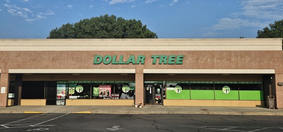 More Photos Of 2506-2544 Allen Blvd, Middleton Storefront For Lease