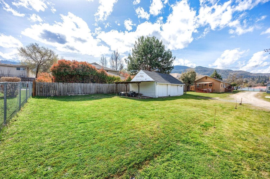 More Photos Of 128 S Mountain Ave, Ashland Apartments For Sale