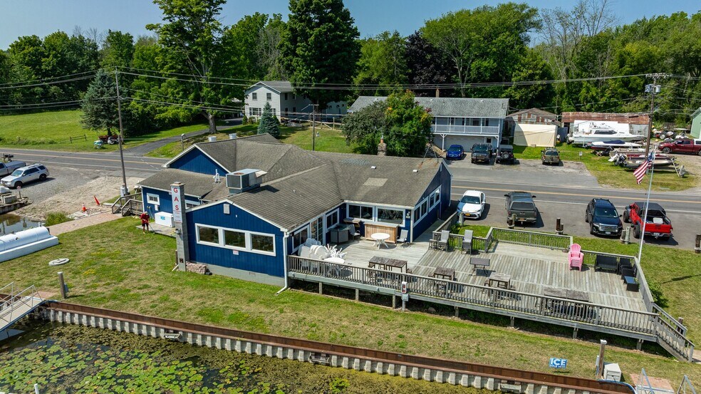 More Photos Of 8106 W Port Bay Rd, Wolcott Marina For Sale