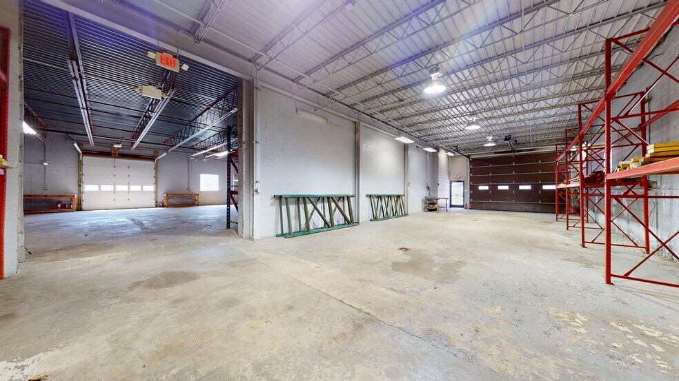 More Photos Of 3367 Spring Garden Rd, Pittsburgh Warehouse For Lease