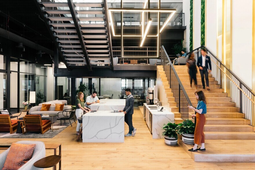 More Photos Of 7014 E Camelback Rd, Scottsdale Coworking Space