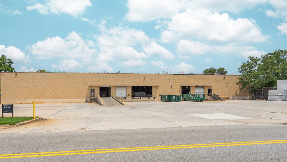 More Photos Of 1625 Stone Ridge Dr, Stone Mountain Warehouse For Lease