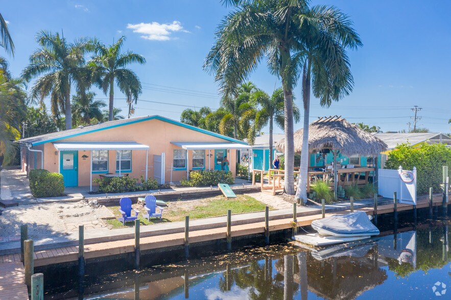 2948 Oleander St, Saint James City, FL 33956 Motel For Sale
