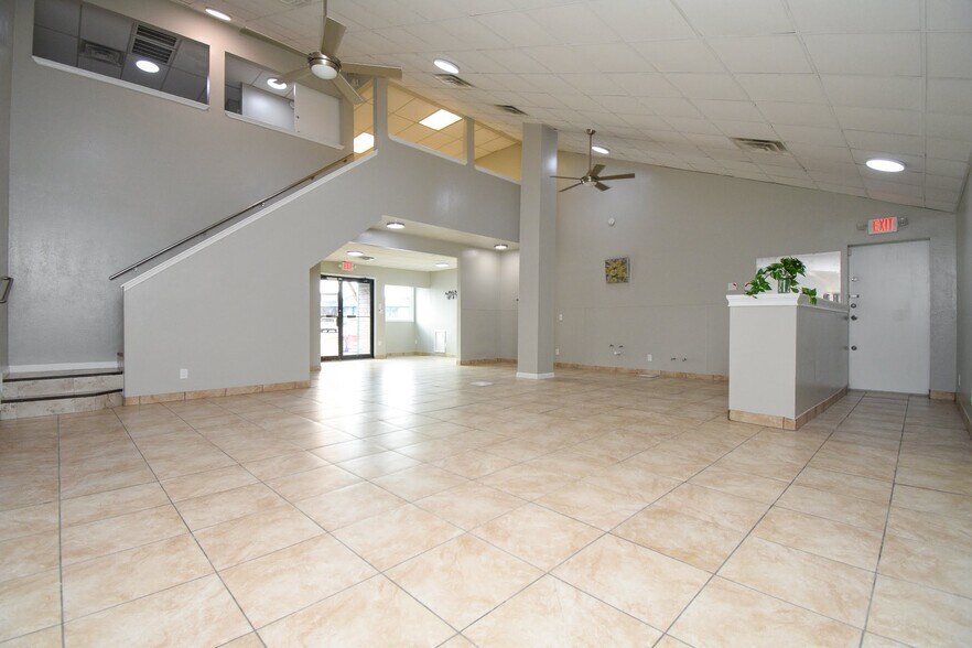 More Photos Of 6801 N Navarro St, Victoria Storefront Retail Office For Sale