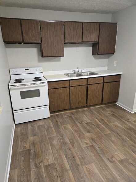 More Photos Of 839 E Indianola Ave, Youngstown Apartments For Sale