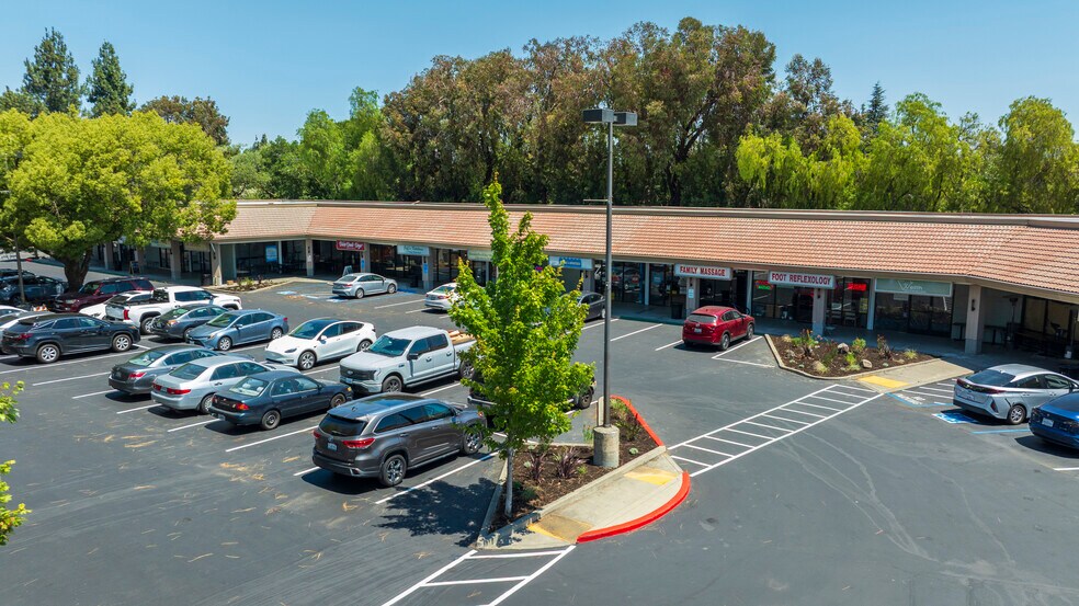 More Photos Of 2550 San Ramon Valley Blvd, San Ramon Freestanding For Lease